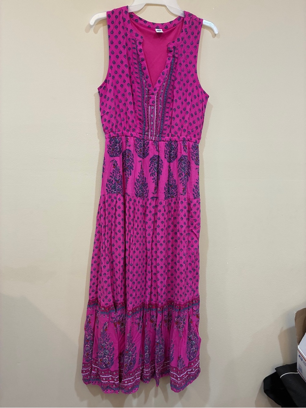 Old Navy Magenta Paisley-Print Sleeveless Maxi Dress